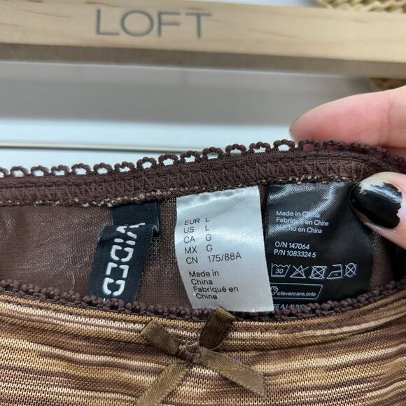 H&M Divided Neutral Brown Lettuce Edge Tiny Bow Lined Skirt Y2K Style Large - Picture 7 of 7